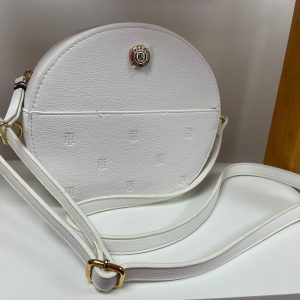 Bandolera circular de Tommy Hilfiger